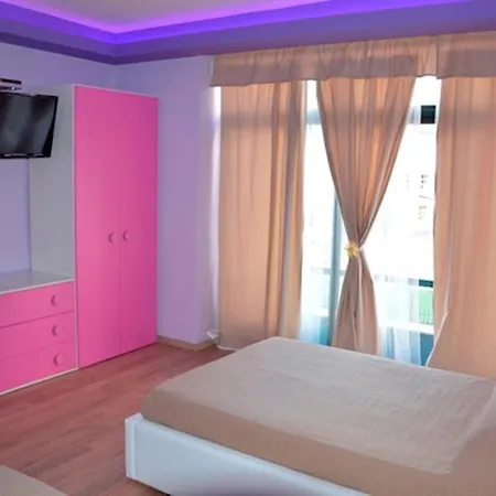 Smile Bed & Breakfast 4*