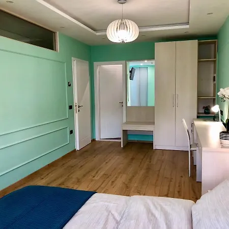Bed & Breakfast Smile 4*