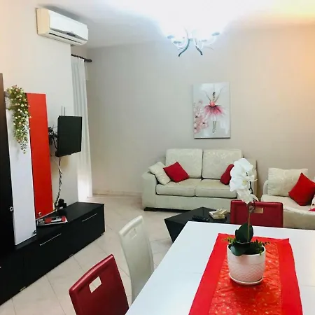 Smile Bed & Breakfast 4*