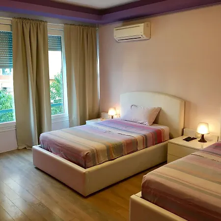 Smile 4* Tirana